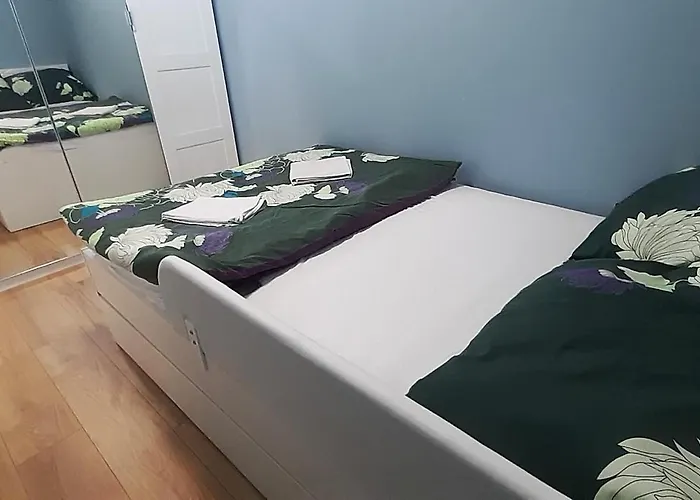 Appartement Ostrowskiego 19 *